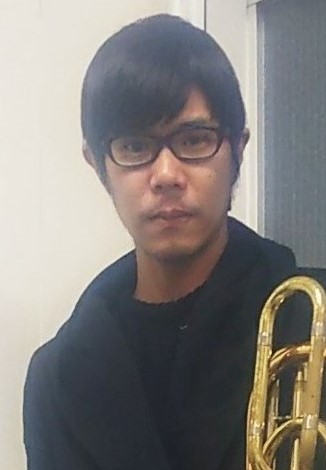 有賀 祐介
